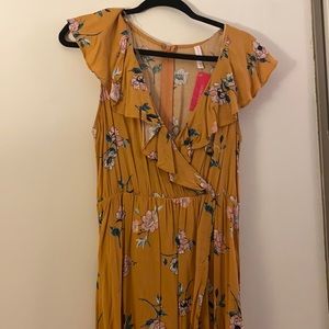 BRAND NEW High/low slit dress